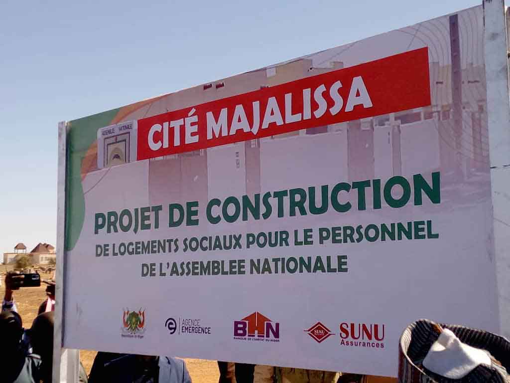 Financement de 300 logements sociaux à la cité Majalissa pour les agents de l’assemblée nationale.